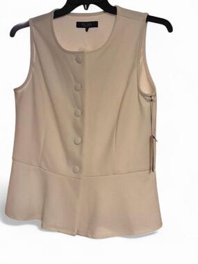 Chic Sleeveless Peplum Button Front Top - White